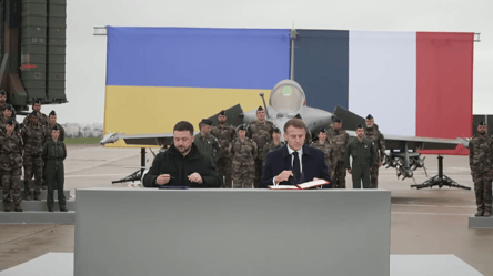 Боевые самолеты и ПВО — что включает договор Украины с Францией - 285x160