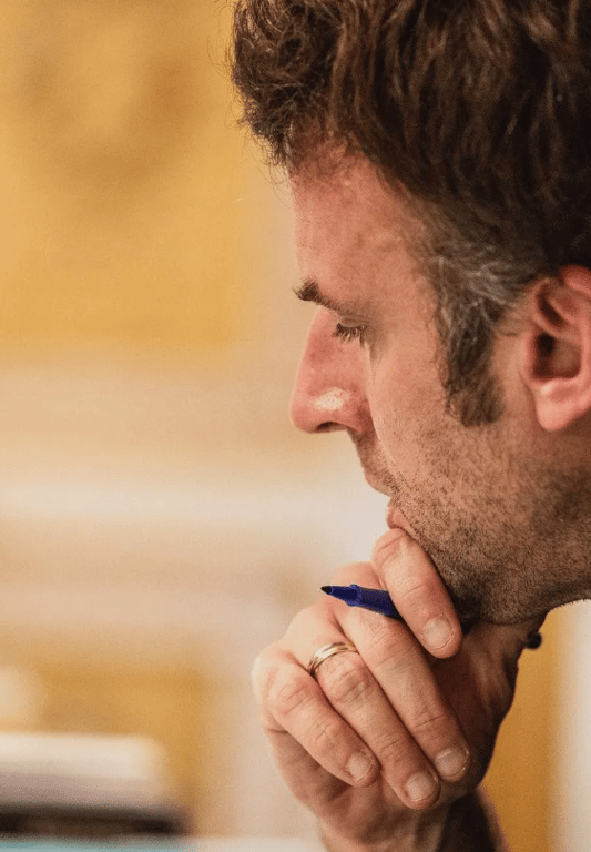 Что означает слово "макрониты"