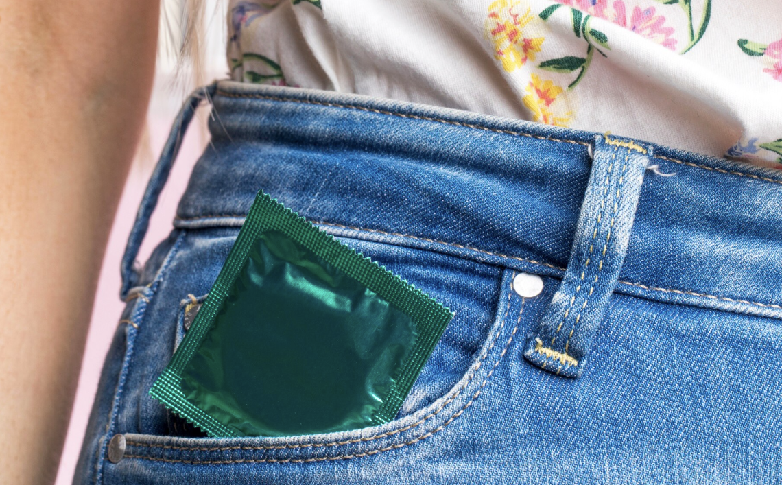 У кишені на джинсах є своє призначення