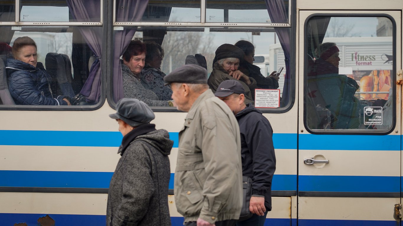В Киеве изменили правила движения транспорта во время воздушной тревоги