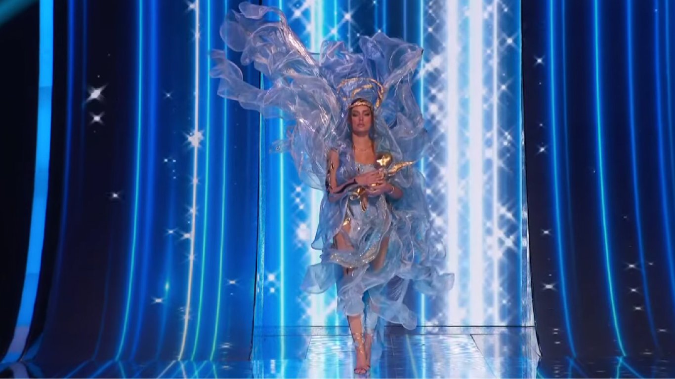 Украинка презентовала на Мисс Вселенная трогательный национальный костюм — видео