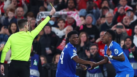 Вінісіус в епіцентрі расистського скандалу після матчу Бенфіки та Реала - 290x166