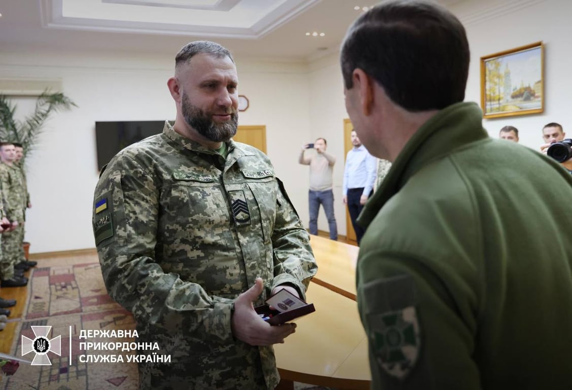 Пограничники получили государственные награды за службу Украине