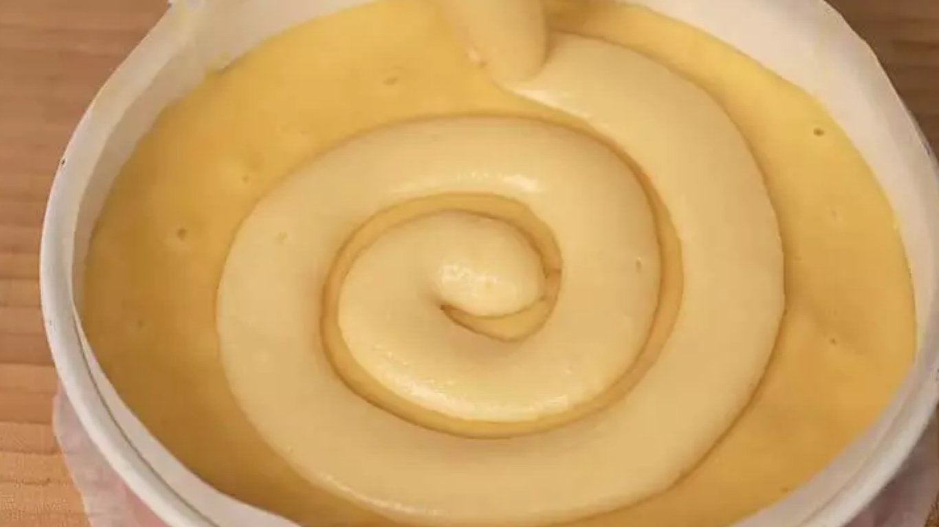 рецепт яблучного пирога з кремом