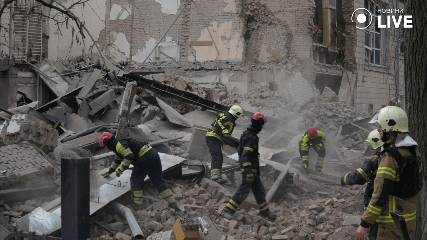 Місце падіння уламків у Києві 25 березня