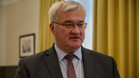 Тегеран вимагає відшкодування: Сибіга телефонував очільнику МЗС Ірану щодо звинувачень в атаці - 290x166