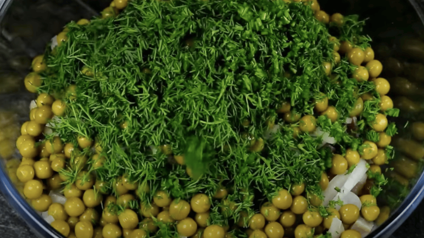 Салат Датський за 5 хвилин, який можна їсти навіть вночі