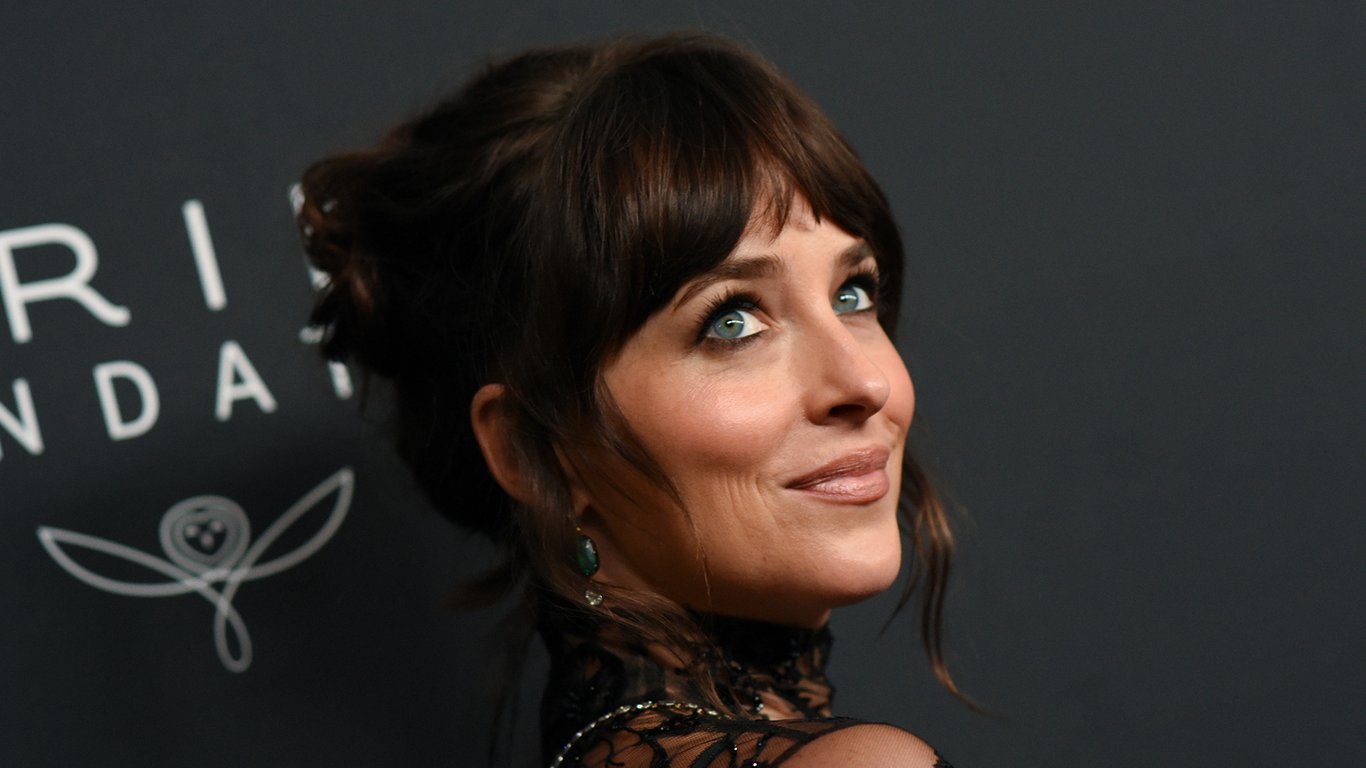 Як Дакота Джонсон освіжила вітальню і здивувала дизайнерів (фото)