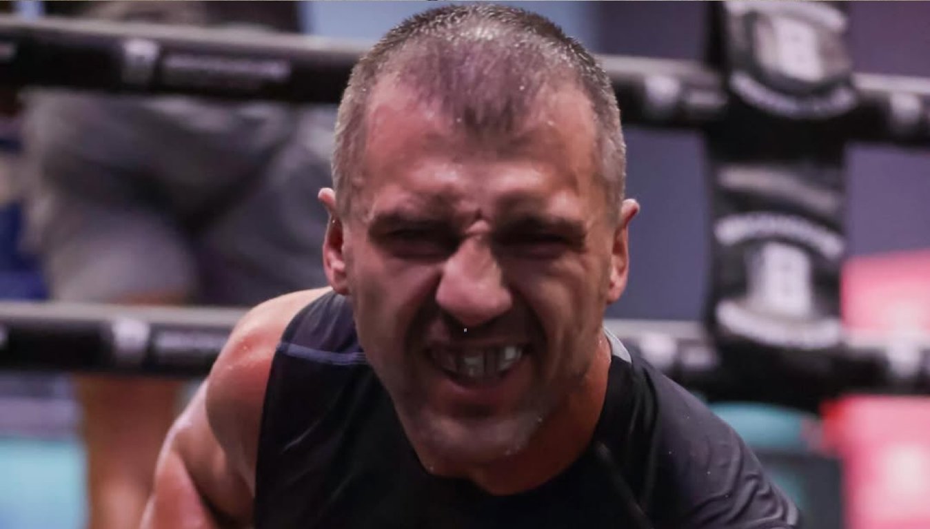 Александр Гвоздик