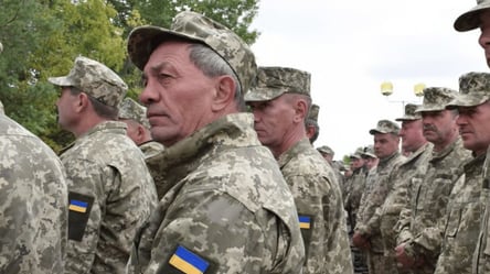 Вік і мобілізація: що чекає на українців старше 50 років - 290x160