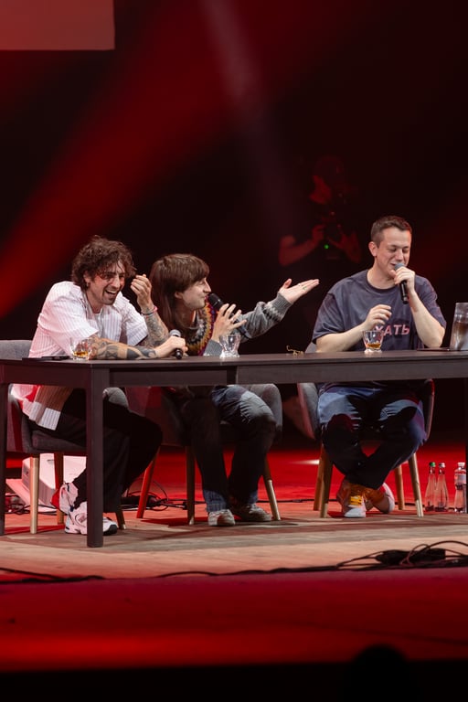 MONATIK, Даша Астафьева и Джозефина Джексон — звездам удалось собрать кругленькую сумму на ВСУ - фото 1