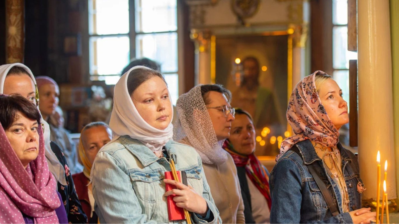 Яке православне свято відзначають віряни 16 липня — традиції, заборони, молитви