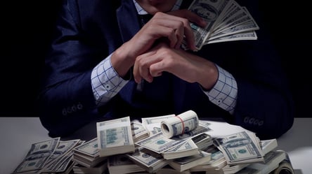 В Украине разоблачили российских олигархов, которые хотели вывести активы банка за границу - 285x160
