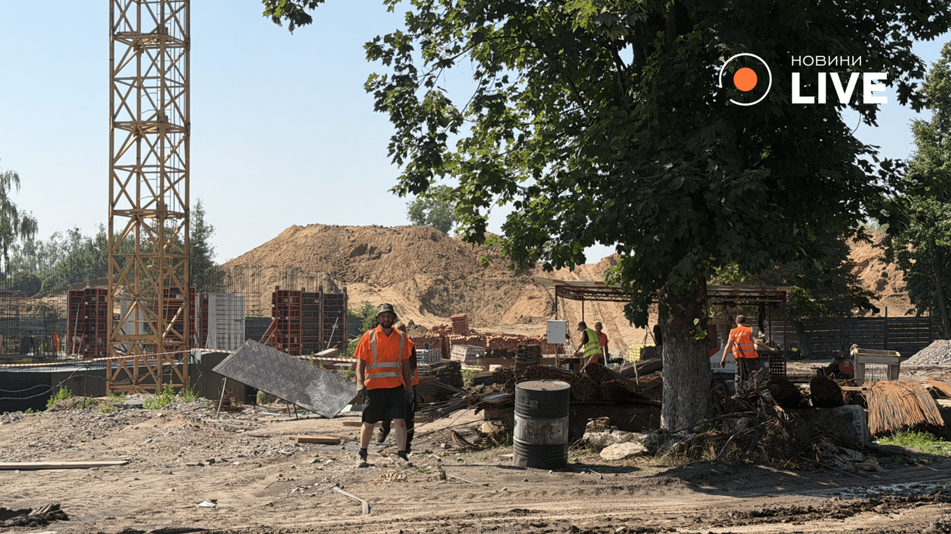 В Гостомелі будують будинки для постраждалих від війни