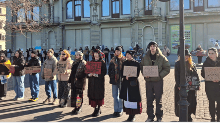 Акція на підтримку полонених оборонців Маріуполя — час і місце - 285x160