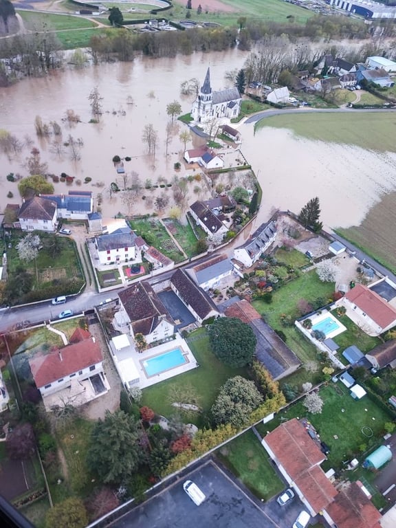 Повінь в Монморійоні у Франції