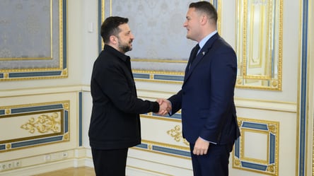 Зеленський обговорив із партнерами прискорення постачання ракет-перехоплювачів після атаки РФ - 290x166