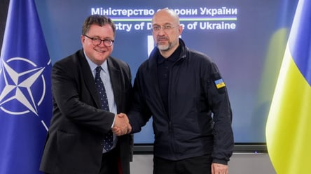 Ukraine and NATO discuss stronger defense cooperation - 285x160