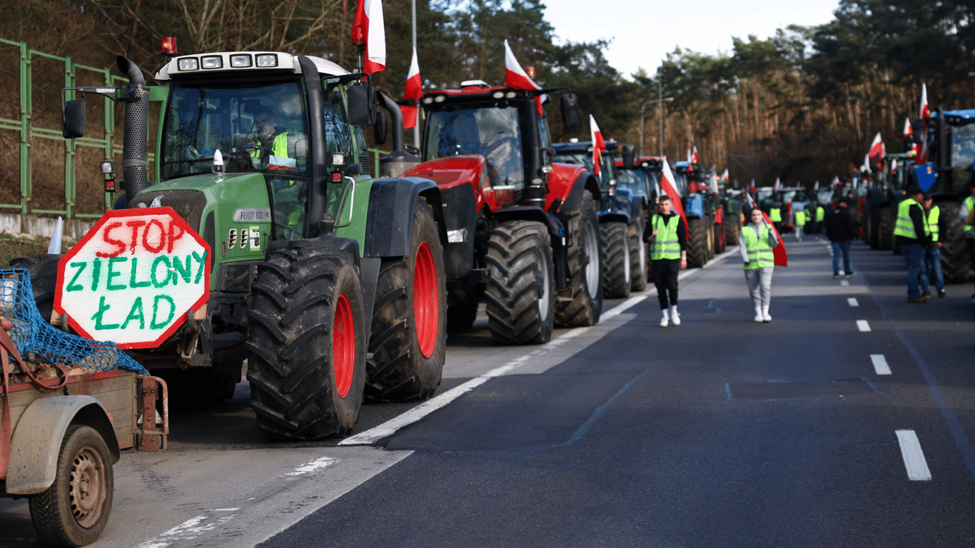 Польські фермери заблокують вантажі з українським зерном на кордоні з Литвою