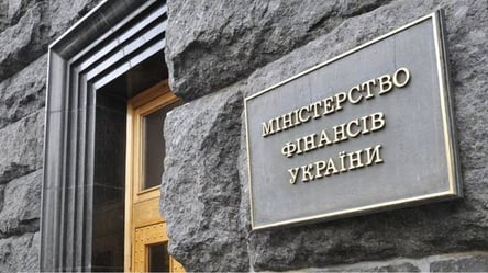Україна отримала 1,5 млрд долларів кредиту від Японії та Великої Британії — Мінфін - 285x160