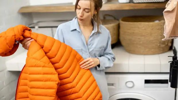 Як випрати та не зіпсувати пуховик — поради та лайфхаки - фото 1