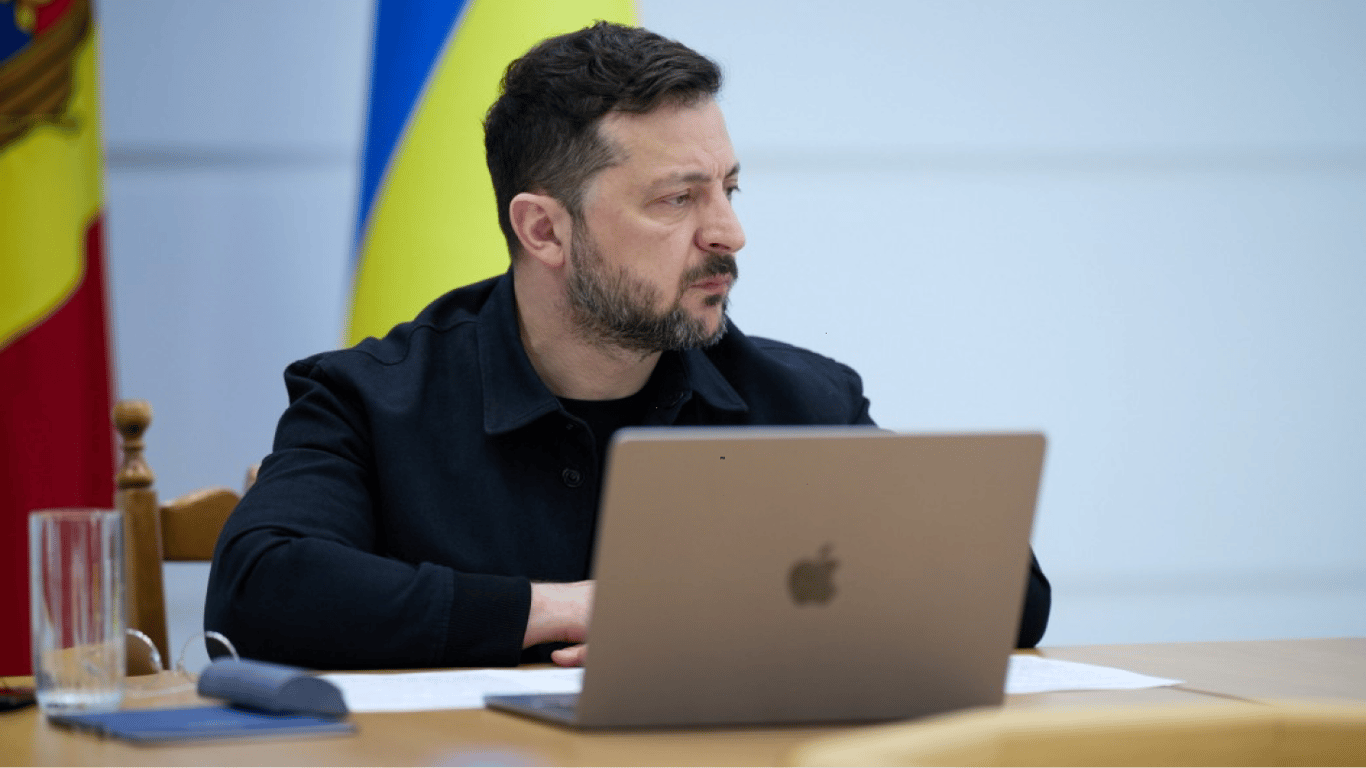 Орден Белого Орла — Зеленский отправил награду в Польшу
