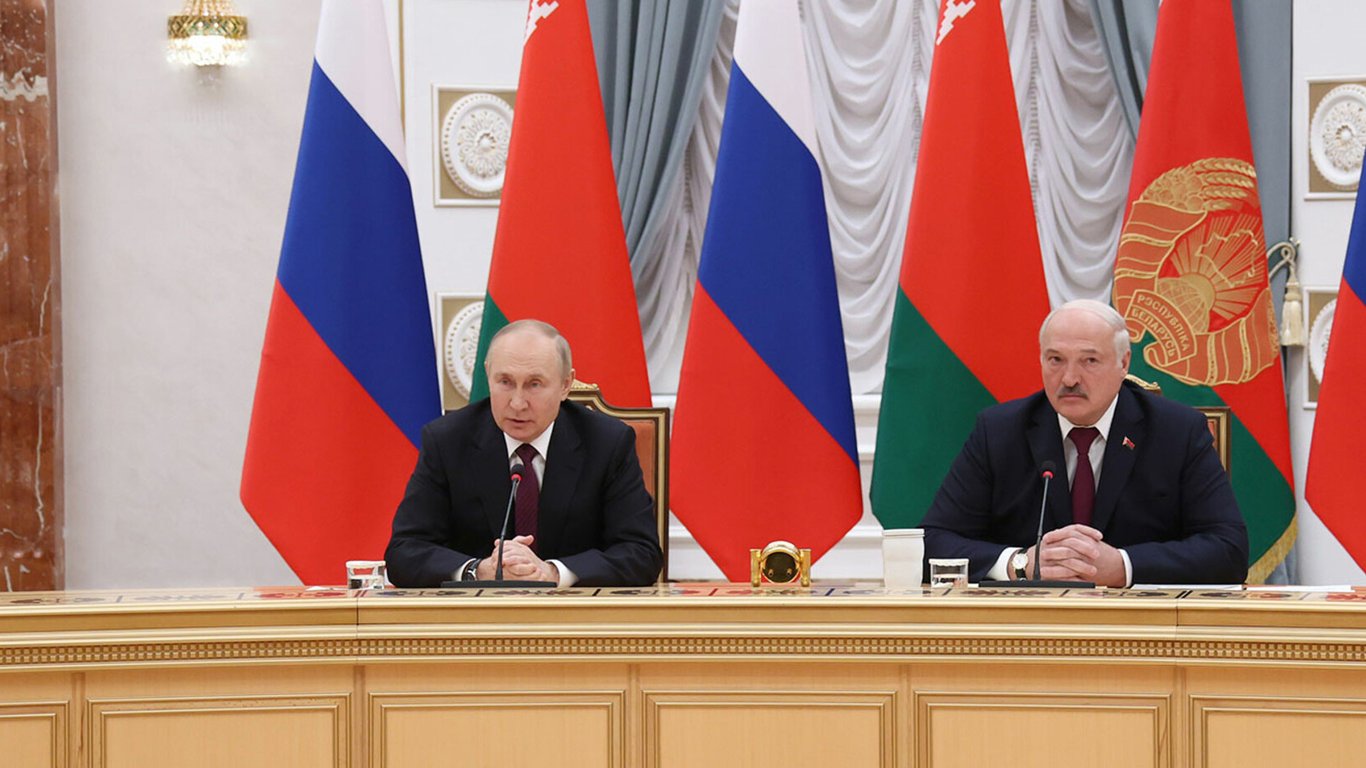 Европарламент одобрил трибунал для Путина и Лукашенко – объяснение Мережко