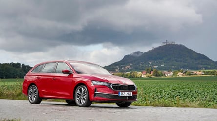 Skoda нарешті представила свій перший класичний гібрид - 290x166