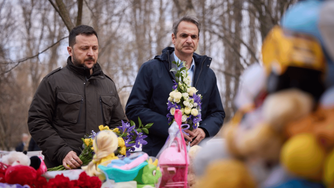 Зеленский и премьер-министр Греции почтили память одесситов, погибших 2 марта