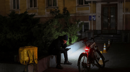 Свет будут выключать всем — украинцев предупредили об отключении - 285x160