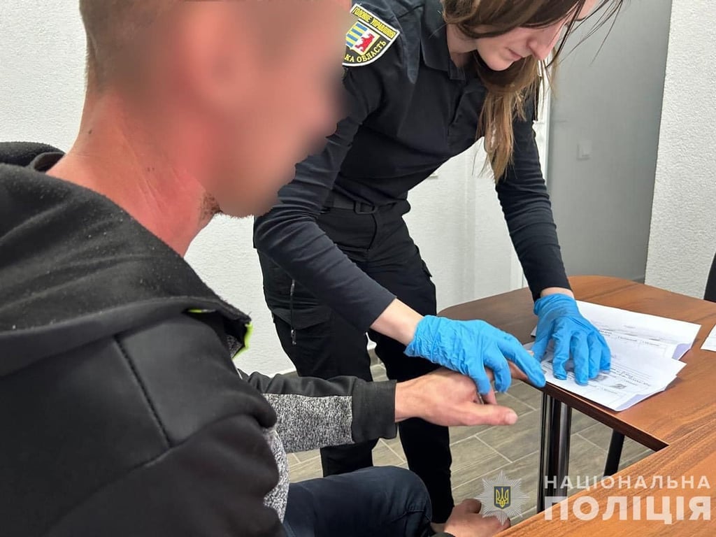 На Закарпатті чоловік вбив дитину