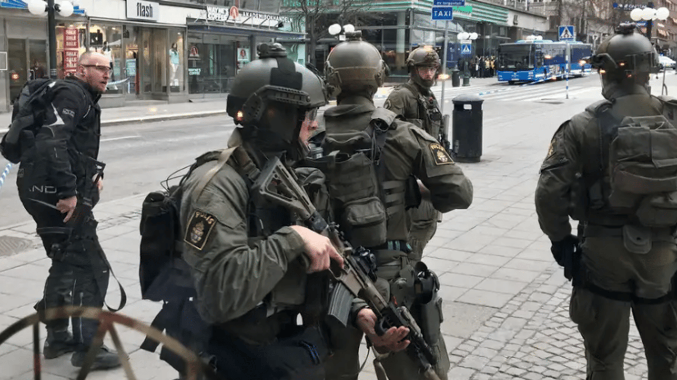 Швеция повышает уровень террористической угрозы: причина