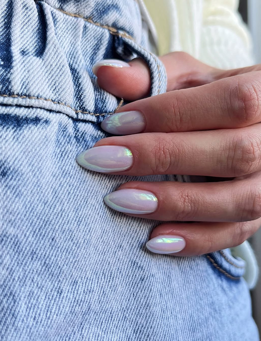 Універсальні відтінки манікюру