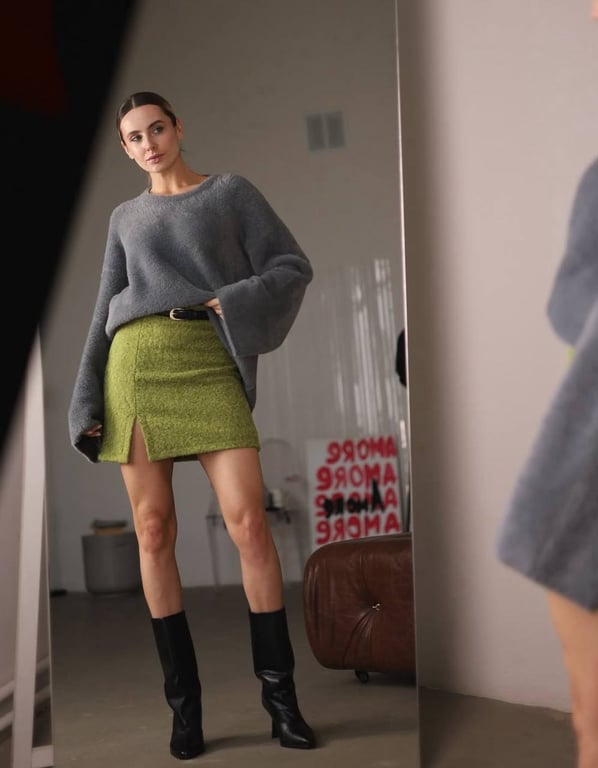 Сірий светр вважається найбільш універсальним