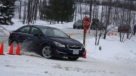 Який гальмівний шлях авто зі швидкості 100 км/год на льоду - 285x160