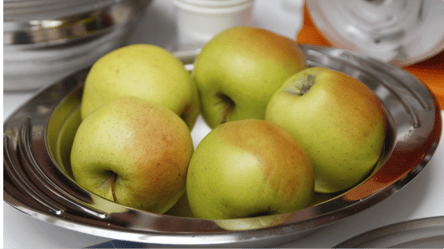 Будут дешевыми: украинцам обещают, что цены на яблоки снизятся - 285x160