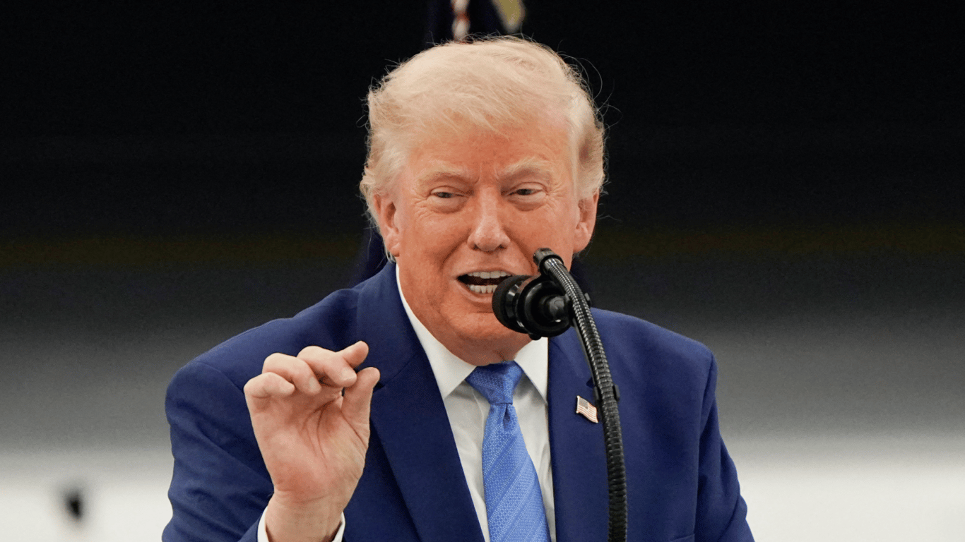 Трамп пригрозил платой за проход в Ормузском проливе