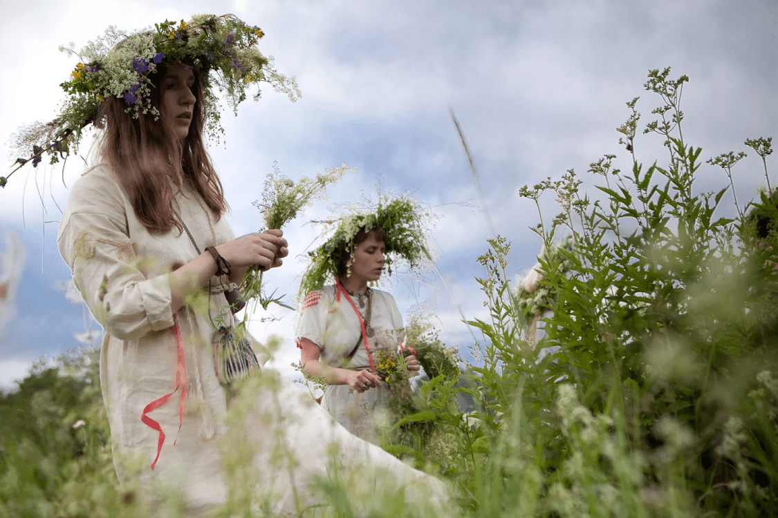 Як залучити щастя, достаток та кохання на Трійцю — обряди