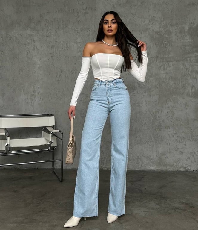 The hottest jeans styles for 2025