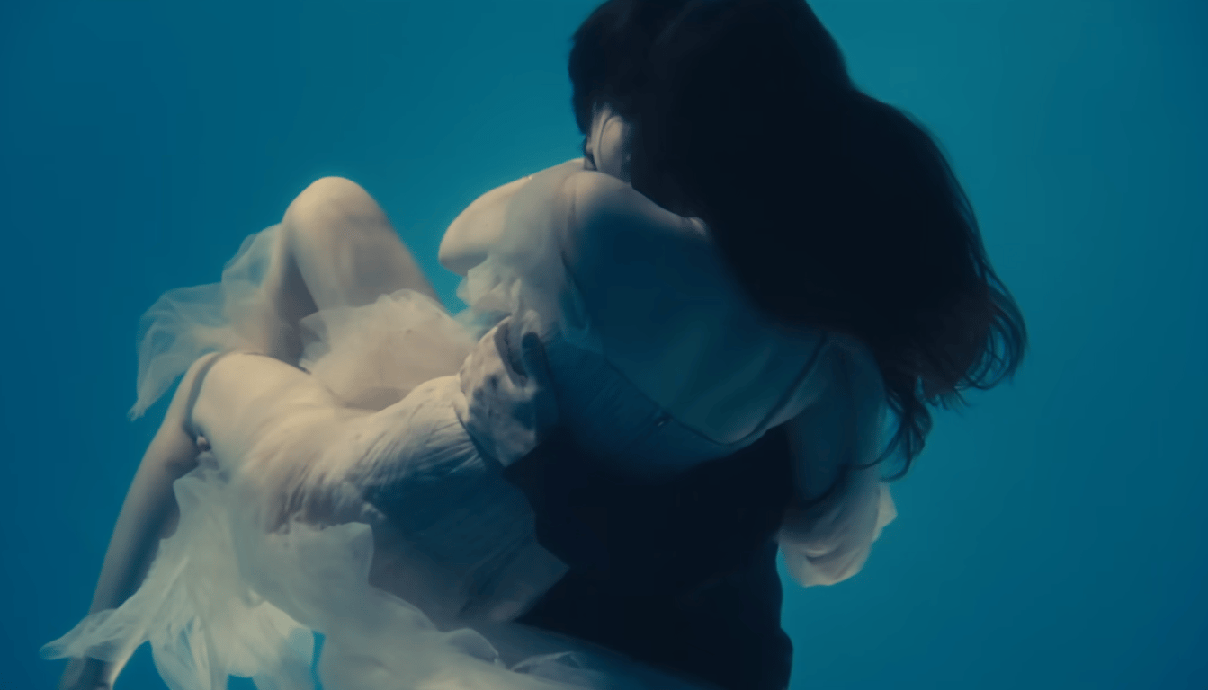 Кадр из клипа Кристины Соловий