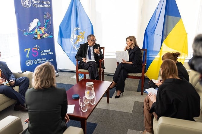 Олена Зеленська прибула на Генасамблею ООН в символічному костюмі від українського бренду - фото 3