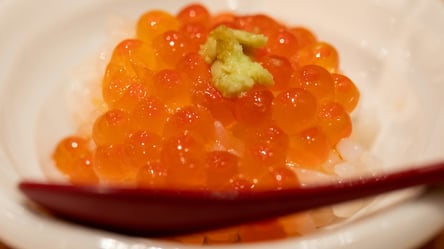 Сколько стоит качественная икра — ценовые ориентиры в 2025 году - 285x160