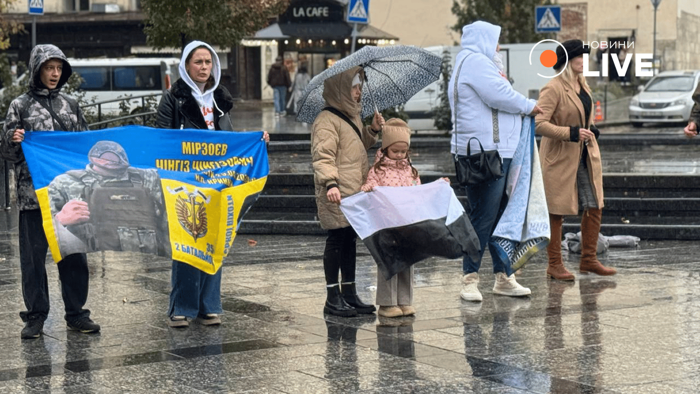 акція на підтримку полонених