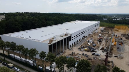 Українські склади спорожніли — чому бізнес шукає нові площі - 285x160