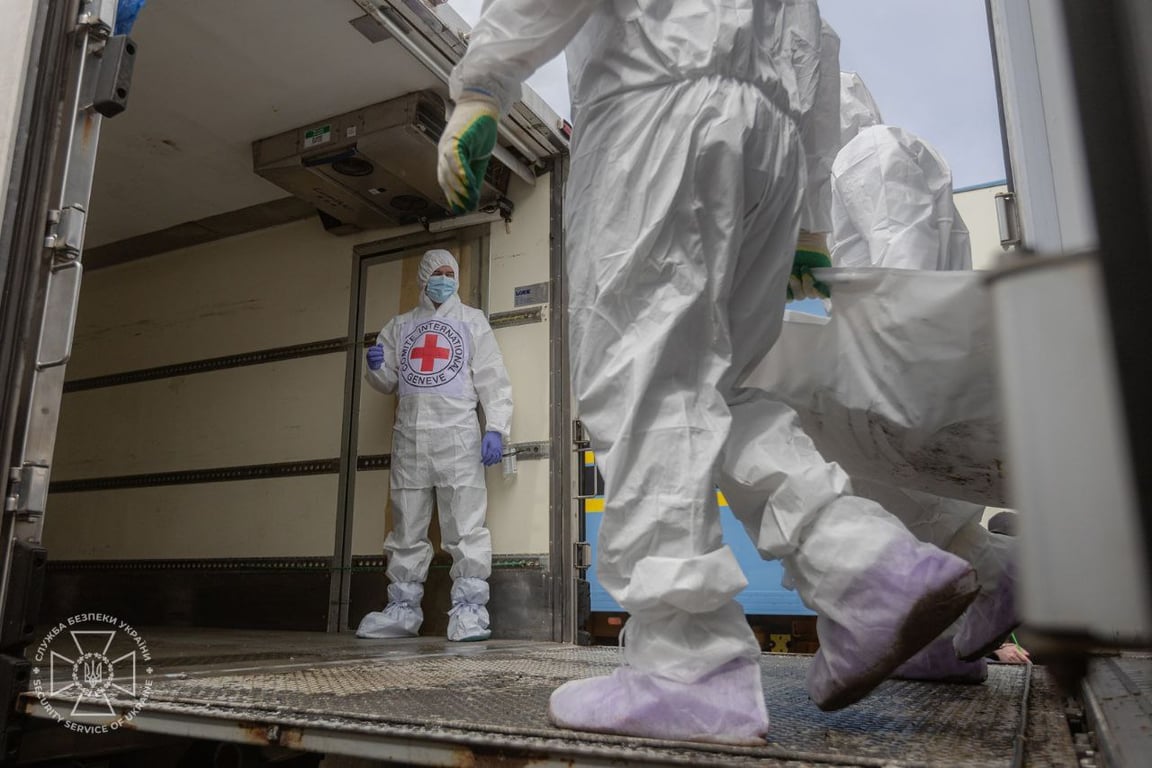 Україна отримала тіла загиблих захисників від Росії