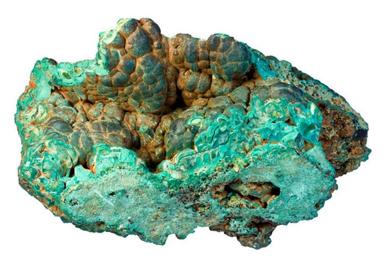 Малахит, являющийся талисманом именинника 12 апреля