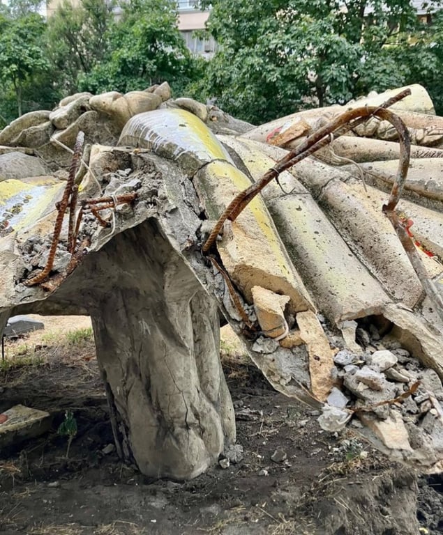 скульпутар дюймовочки