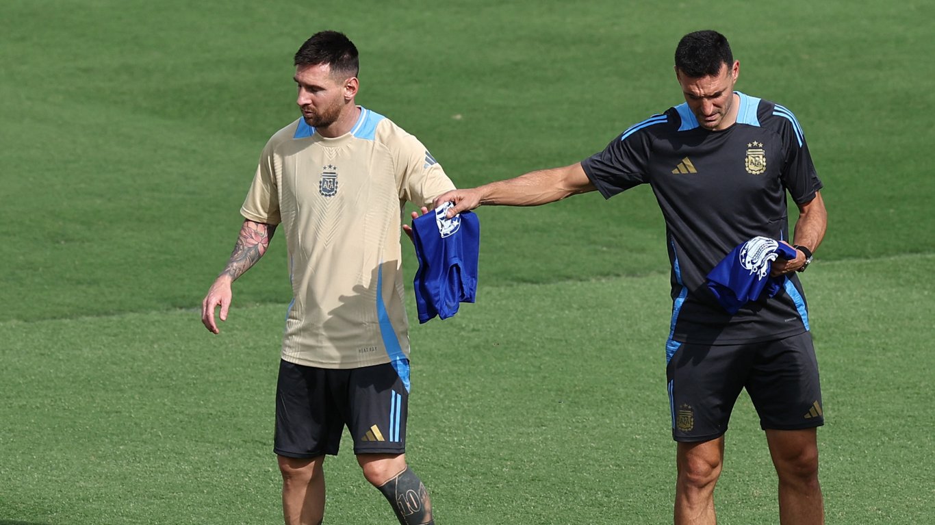 Ліонель Мессі та Ліонель Скалоні