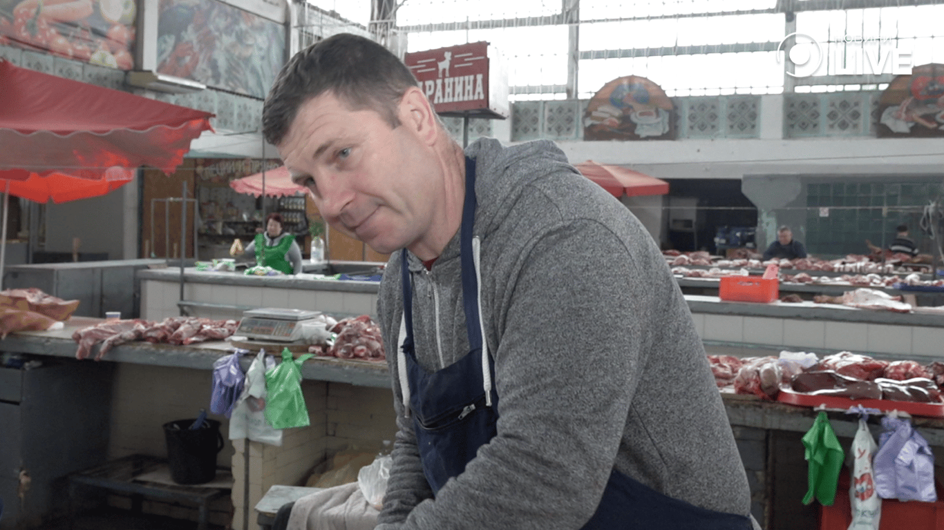 продавець Іван про вартість мяса 