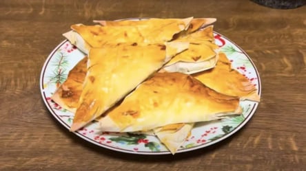 Ледачий рецепт пиріжків з куркою — знадобиться готове тісто філо - 285x160